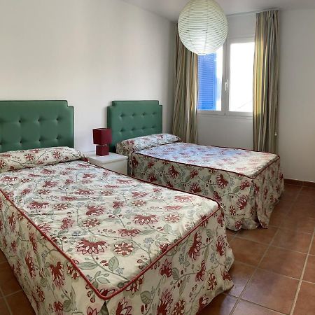 Apartamento De 3 Dormitorios A 60 M De La Playa En La Isleta, Cabo De Gata La Isleta del Moro Esterno foto