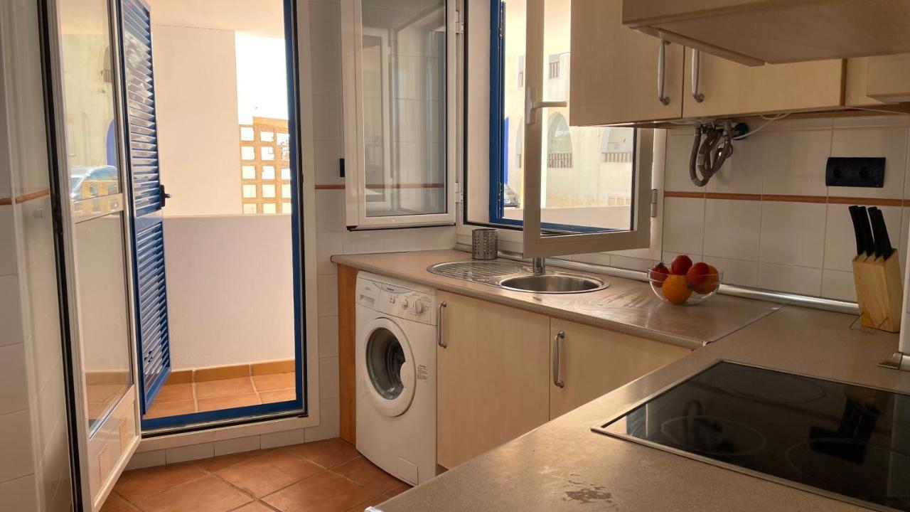 Apartamento De 3 Dormitorios A 60 M De La Playa En La Isleta, Cabo De Gata La Isleta del Moro Esterno foto