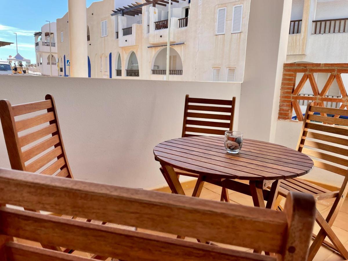 Apartamento De 3 Dormitorios A 60 M De La Playa En La Isleta, Cabo De Gata La Isleta del Moro Esterno foto
