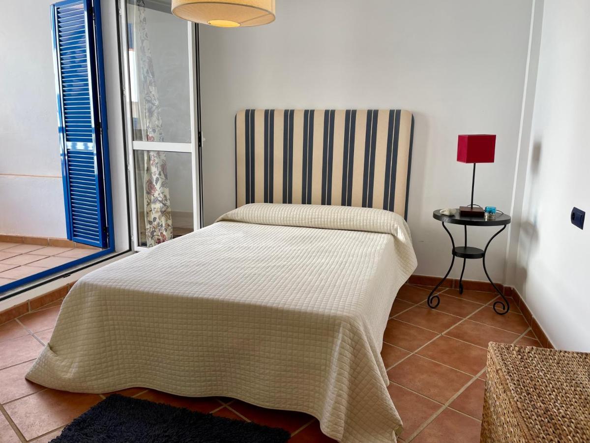 Apartamento De 3 Dormitorios A 60 M De La Playa En La Isleta, Cabo De Gata La Isleta del Moro Esterno foto
