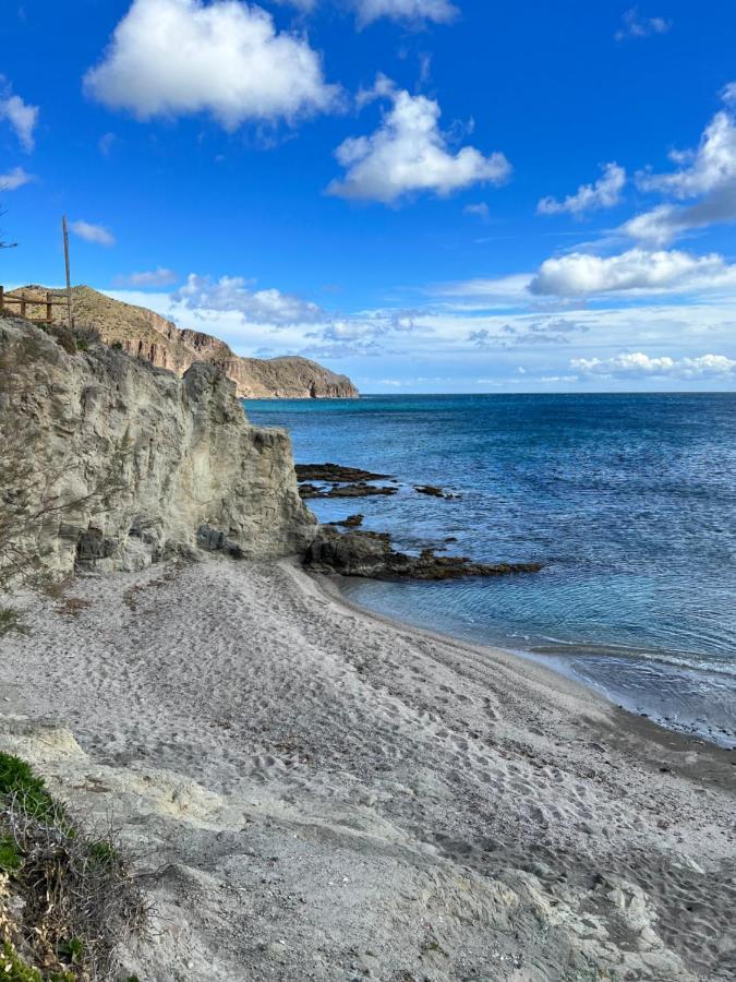 Apartamento De 3 Dormitorios A 60 M De La Playa En La Isleta, Cabo De Gata La Isleta del Moro Esterno foto