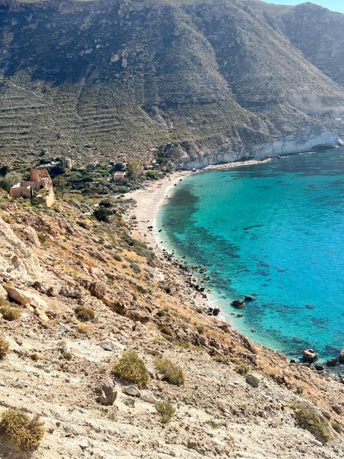 Apartamento De 3 Dormitorios A 60 M De La Playa En La Isleta, Cabo De Gata La Isleta del Moro Esterno foto